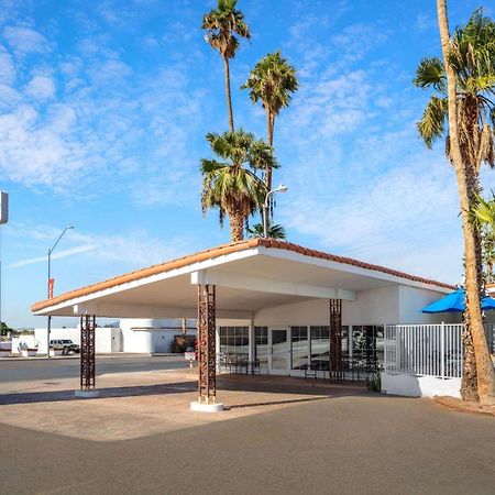 Coronado Motor Hotel, A Travelodge By Wyndham Yuma Esterno foto